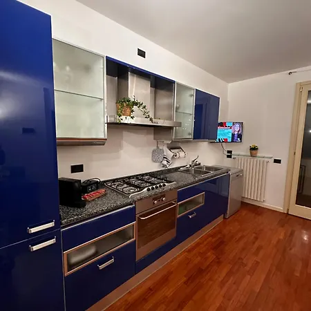 Apartment Luminoso Parma